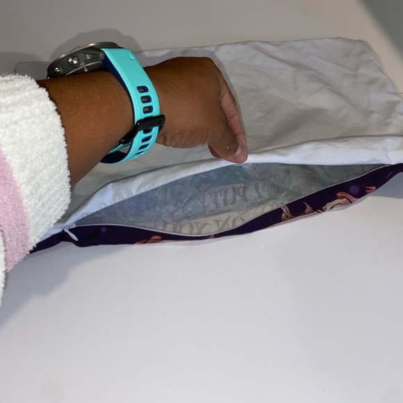 Disney Hocus Pocus Throw pillow - Picture 3 of 3